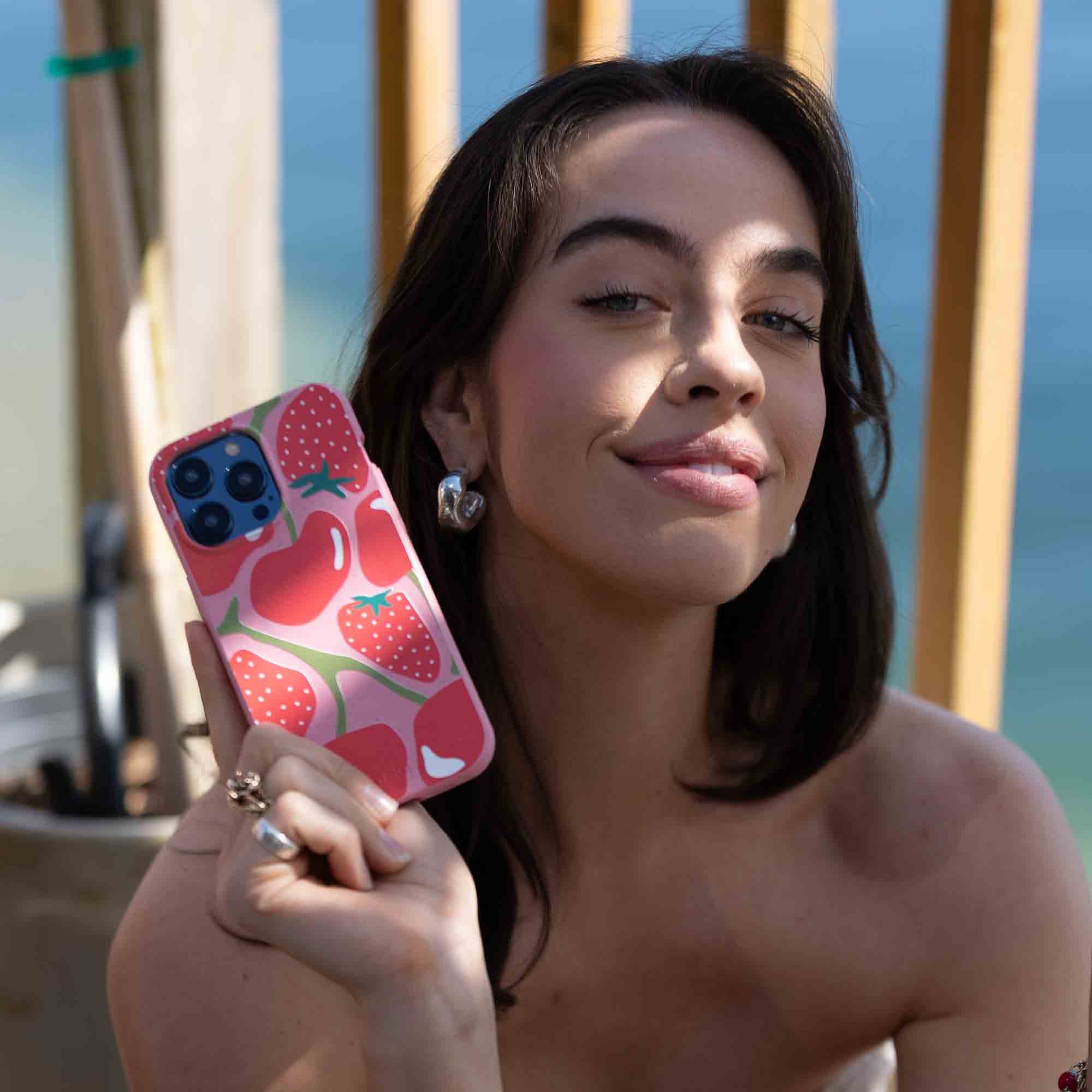 CHERRYBERRY_BUBBLEGUMPINK-5_87796491-ec7b-4da7-8691-39eac01551de