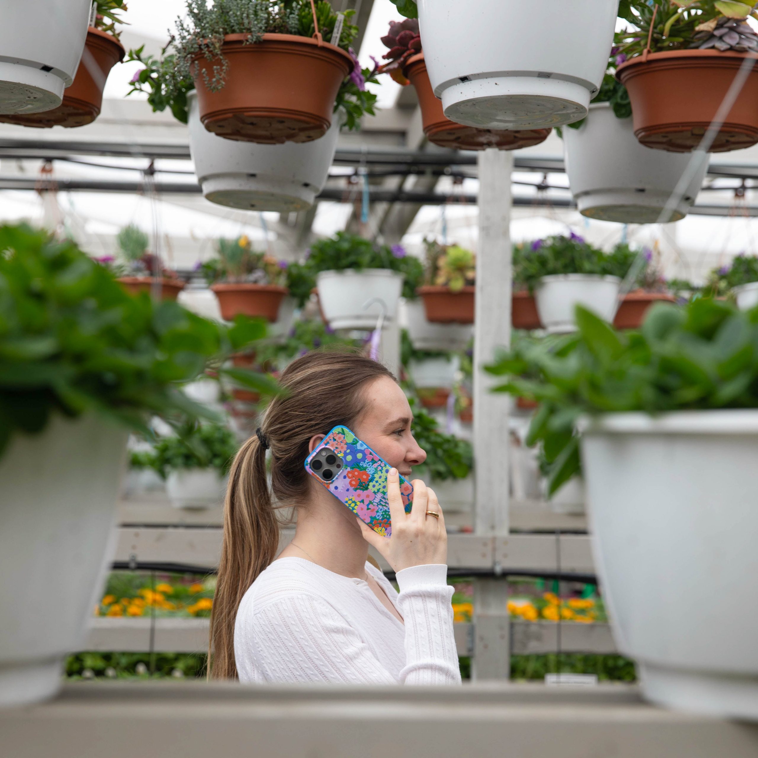 FLOWERS_PaintedGarden_PDP_03_701599da-1381-4339-9cee-203e1c0d3c6a