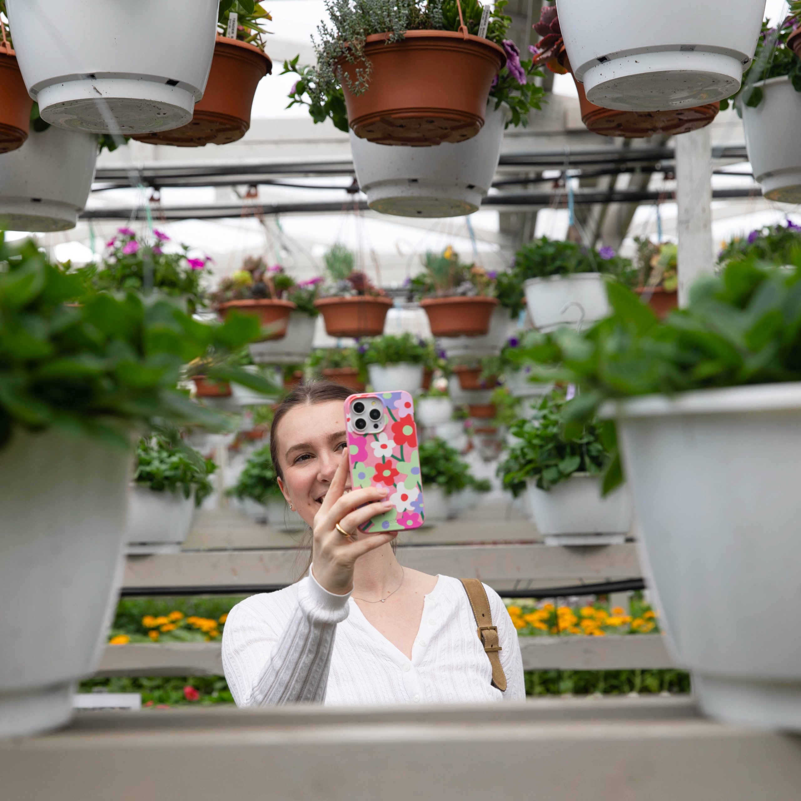 FLOWERS_PoppyFlora_PDP_01_451bacfb-86f4-462d-a53b-2517a94ec21b