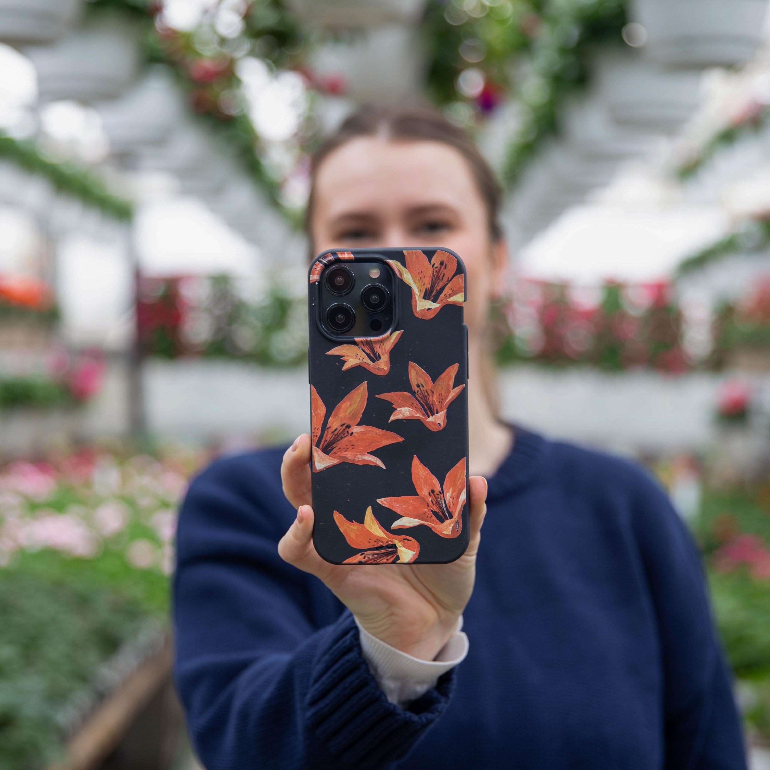 Flowers_TigerLily_PDP_02_ef92c827-b6e8-4663-aa92-658c126fe828