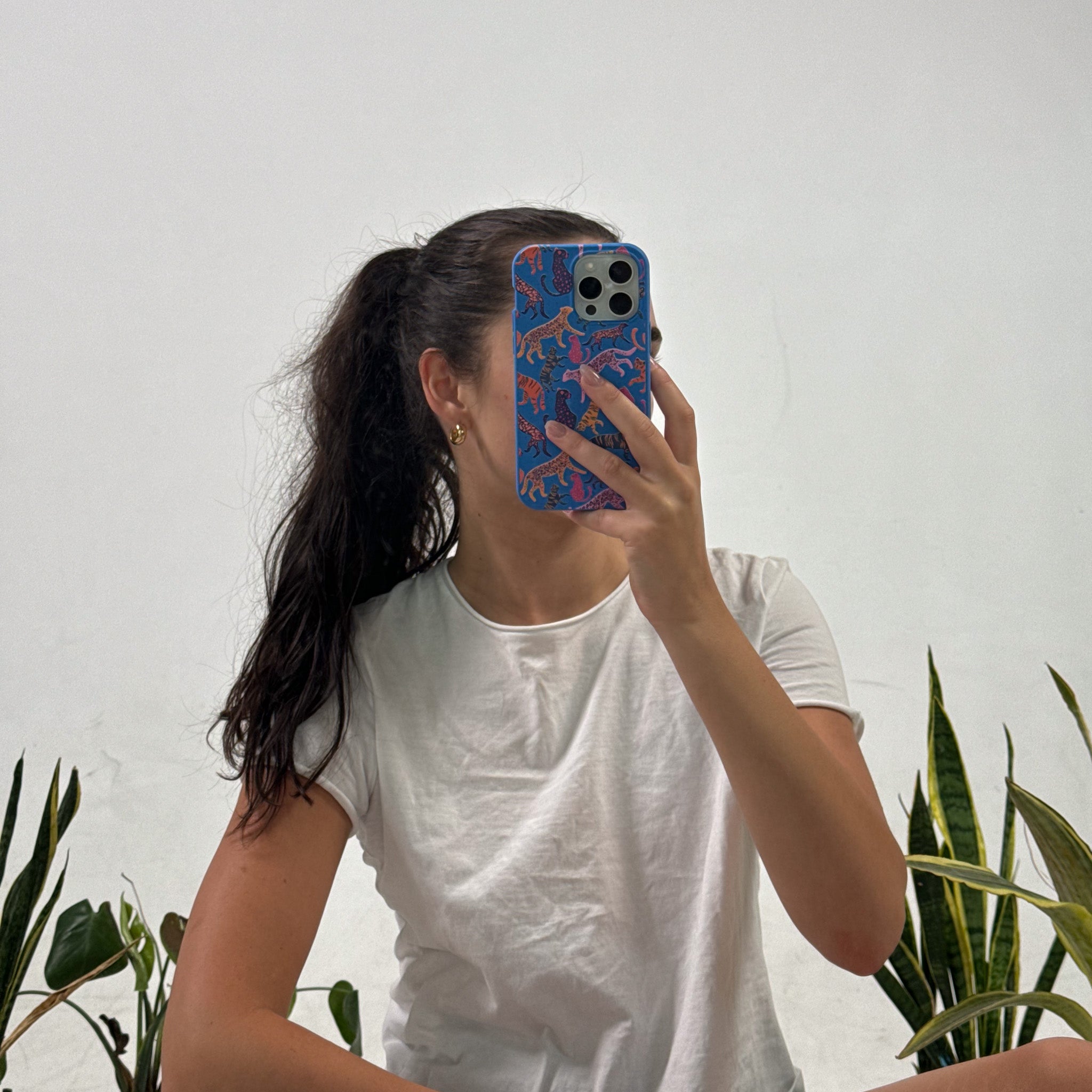 JUNGLECAT_ELECTRICBLUE-2_dd0b879b-e86a-4113-8546-7256800d7b3e