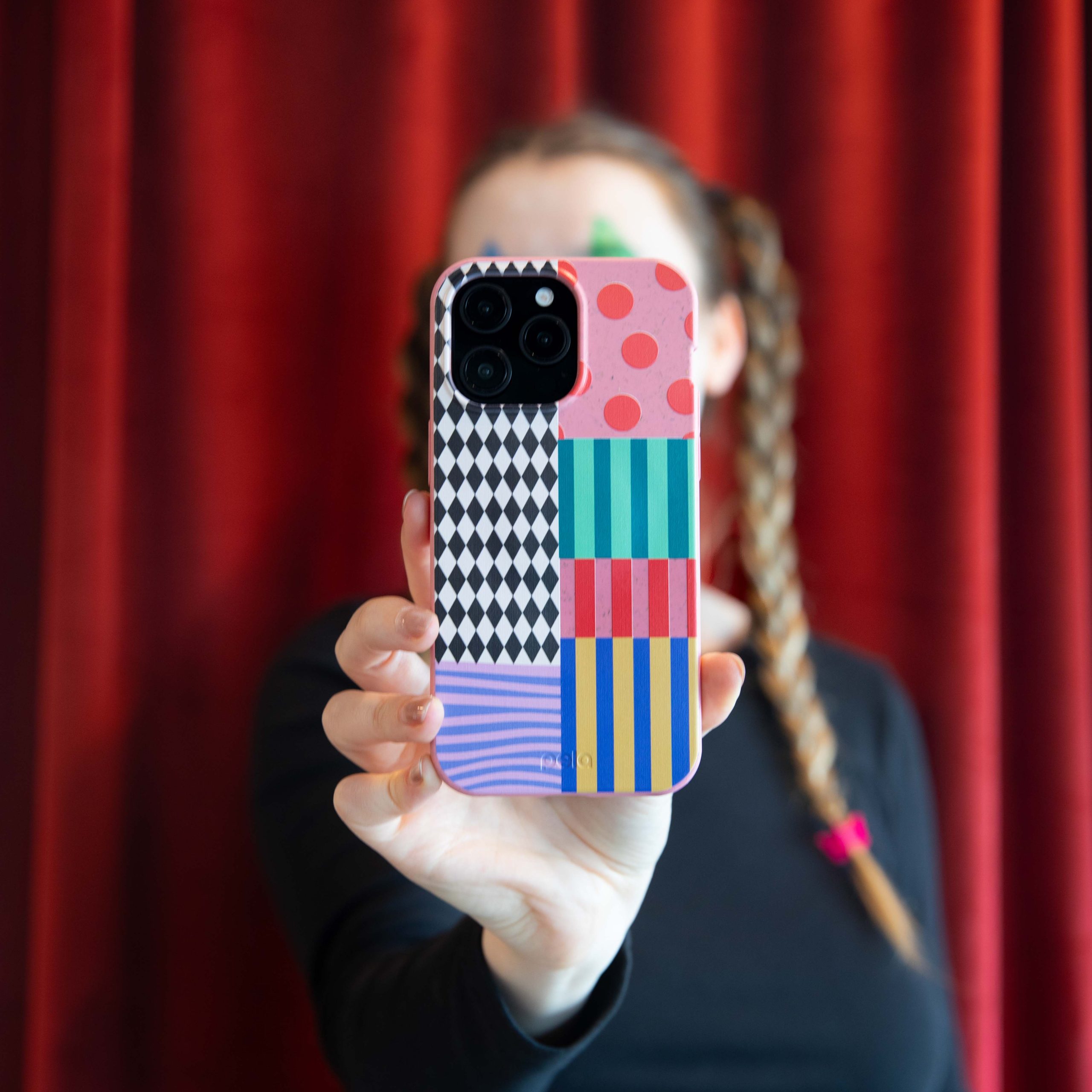 JugglingColors_PDP2_8e9d336e-4fa6-4234-acc4-5be4a4b0e2f4