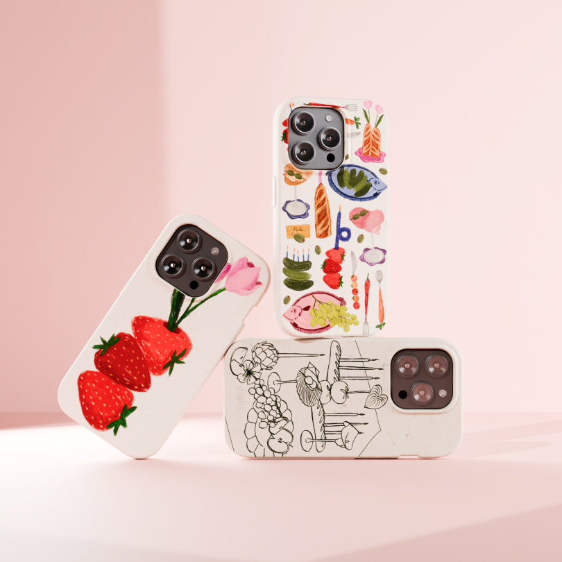 SurrealSoiree_Render_Group_Friends_PDP_1x1_01_12963f27-80d6-4f4d-a9e2-7b40843b0939